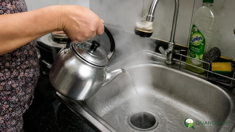 10 Cách Thông Tắc Cống Tại Nhà Hiệu Quả Không Cần Gọi Thợ