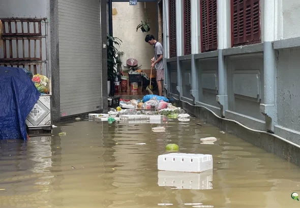 Gia Đình Cần Làm Gì Để Vệ Sinh Nhà Cửa Sau Mưa Ngập